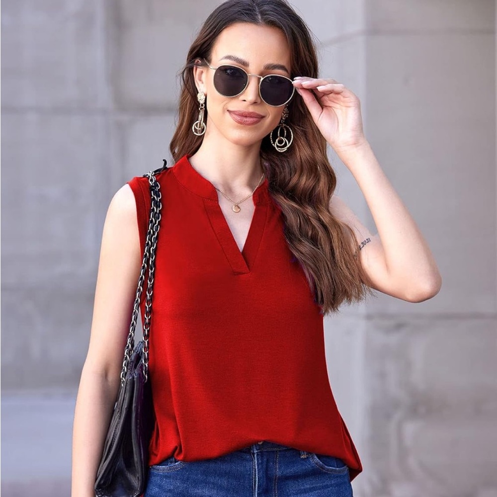 🍒 Red Spring or Summer Tank Blouse🍒